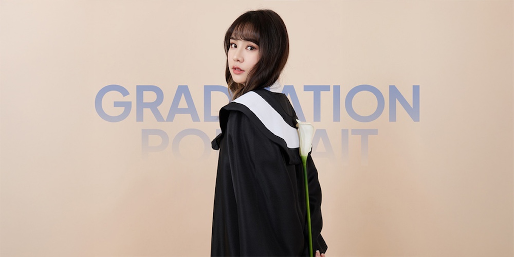 學士全身寫真照